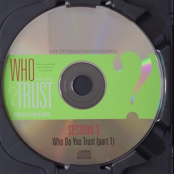 Who Will You Trust 5 Disc CD Audio Series Box Set Beth Moore Religion Faith - Picture 9 of 11